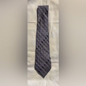 Calvin Klein Mens Silk Necktie Tie Lavender/Gray Black. Extra Long